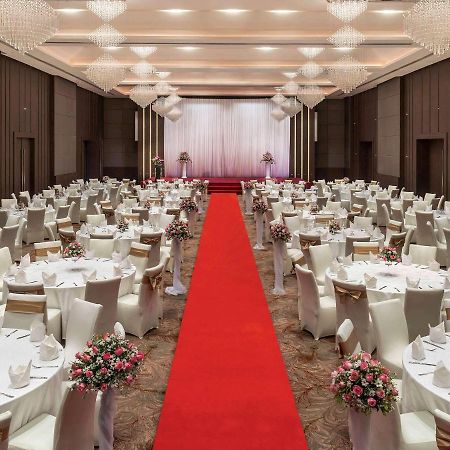Pullman Yangon Centrepoint Hotell Eksteriør bilde