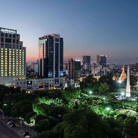 Pullman Yangon Centrepoint Hotell Eksteriør bilde